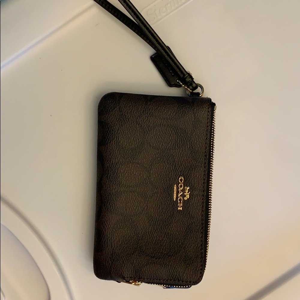 Brown coach clutch wallet new with tags